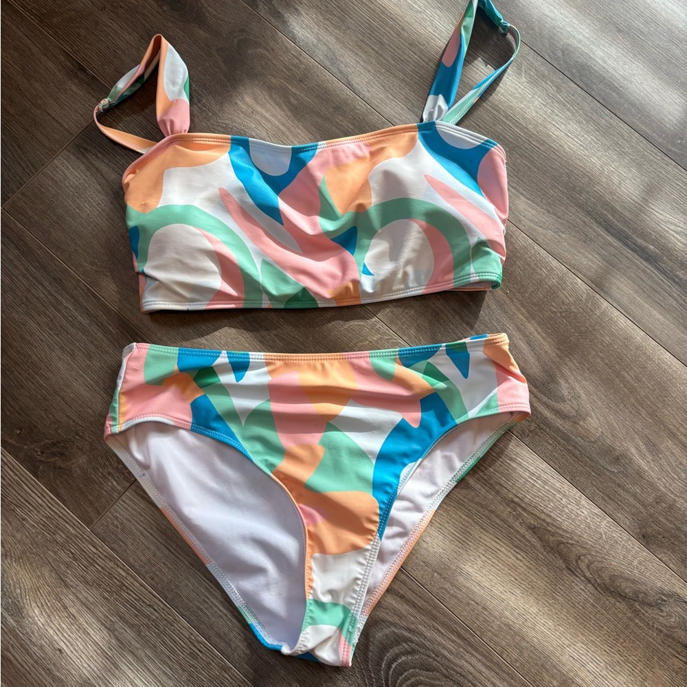 Colorful women’s Swim Set
